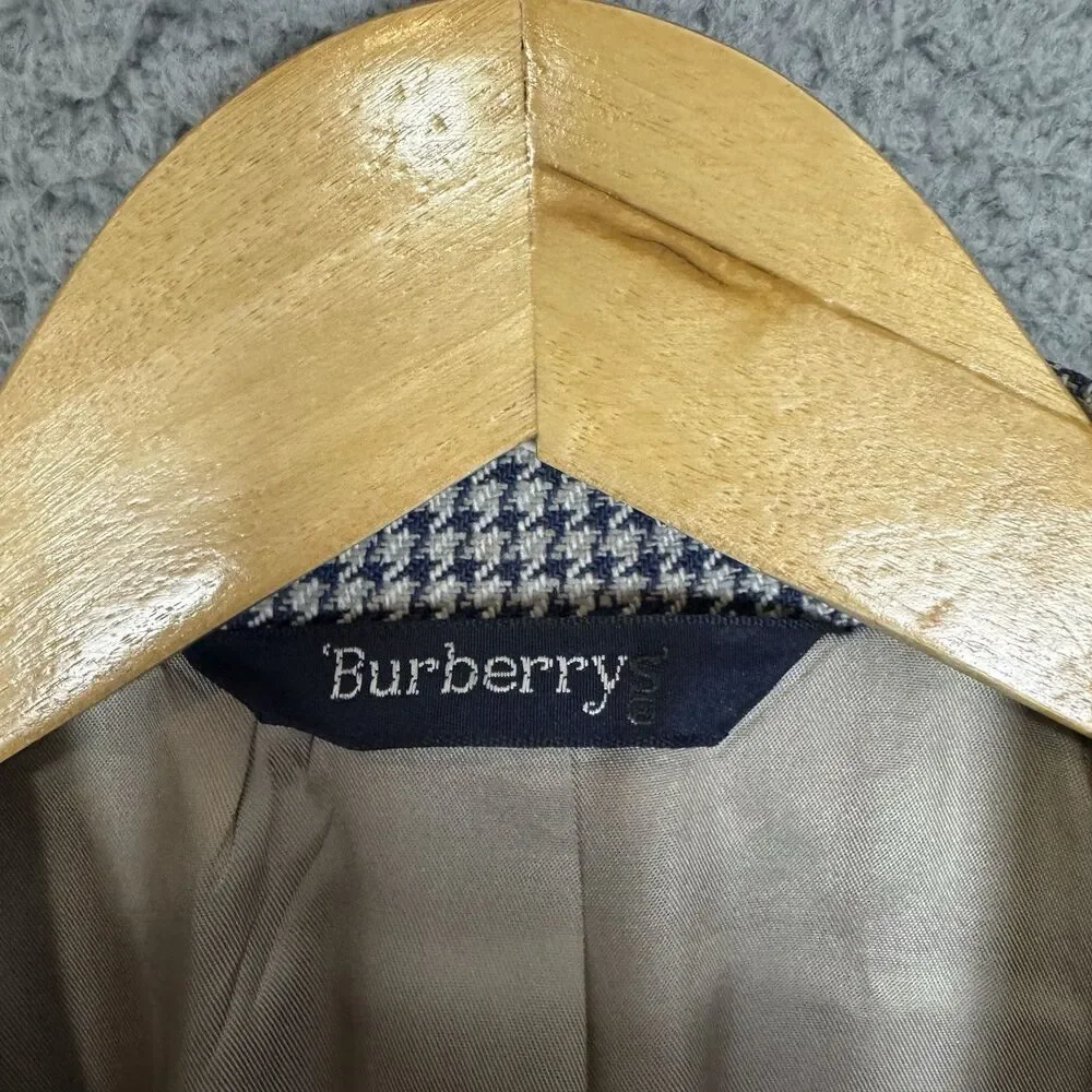 Burberry’s VTG 100% Wool Blazer Jacket Sport Coat Men's 40 Grey Herringbone‎ USA